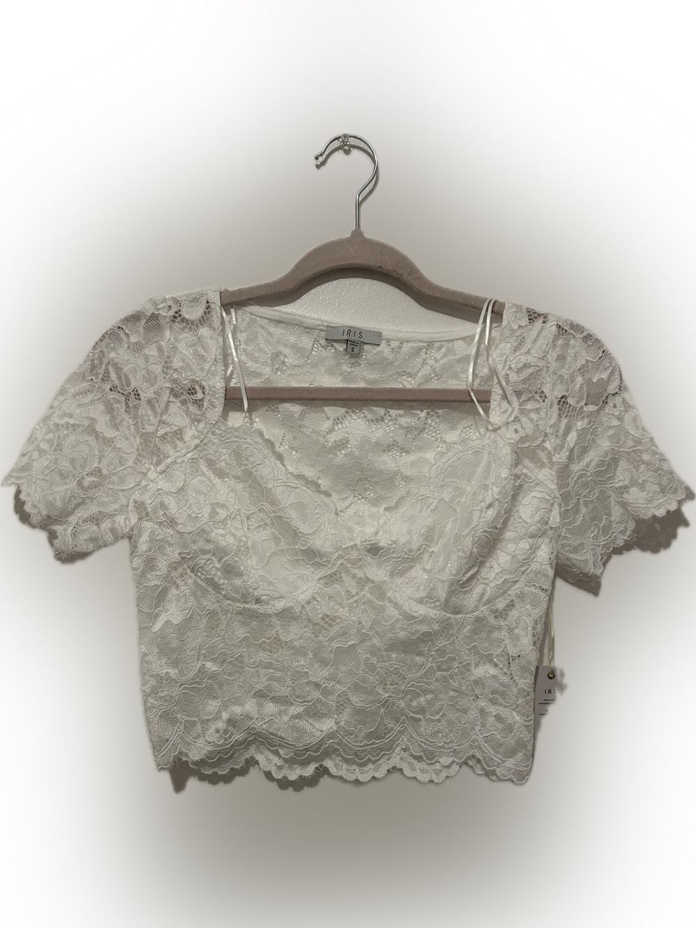 iris White Lace Short Sleeve Crop Top